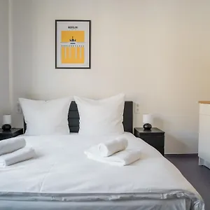 Aparthotel Apartmenthaus Neukoelln, Berlino